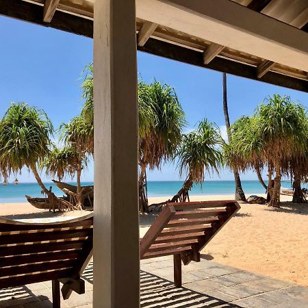 Moon Isle Beach Bungalow Нилавели Экстерьер фото