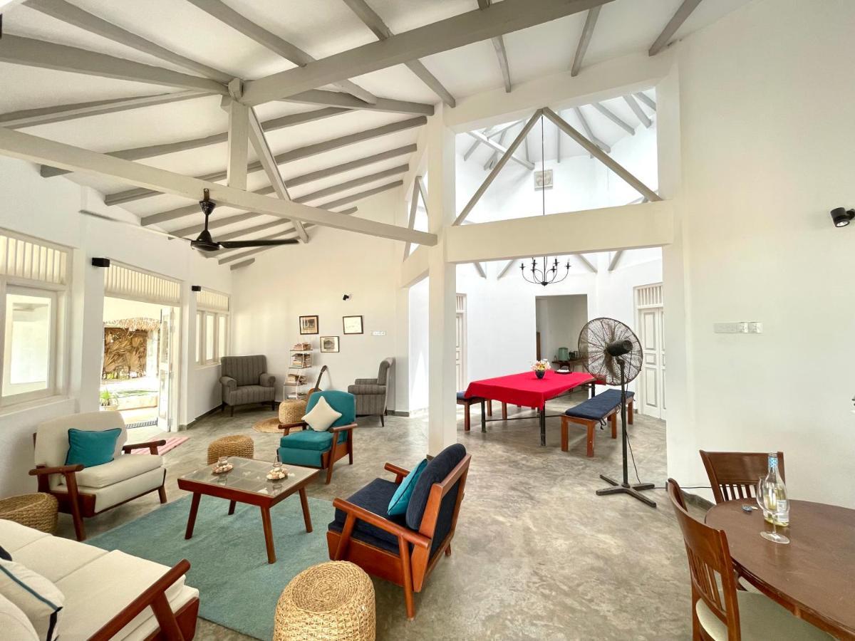 Moon Isle Beach Bungalow Нилавели Экстерьер фото