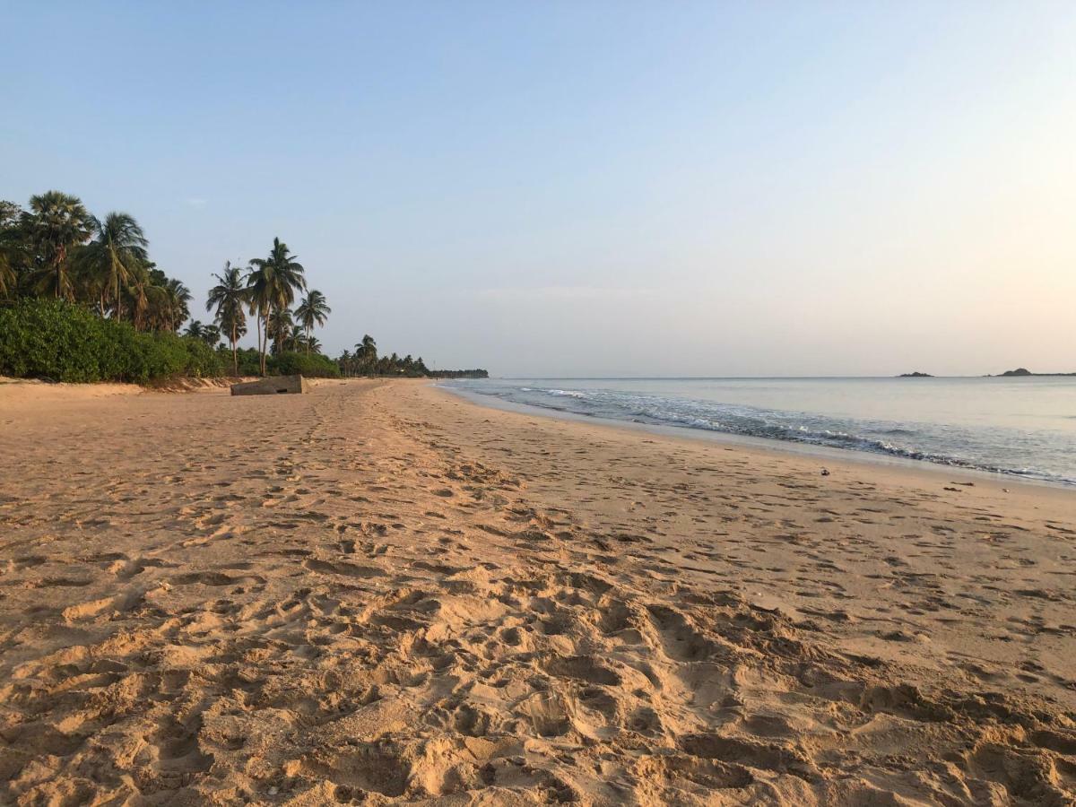 Moon Isle Beach Bungalow Нилавели Экстерьер фото