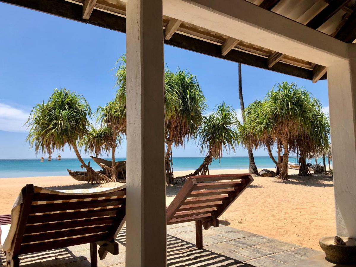 Moon Isle Beach Bungalow Нилавели Экстерьер фото